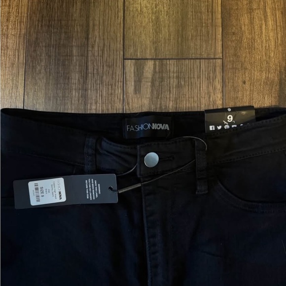 Fashion Nova high waist skinny jeans - Picture 5 of 6